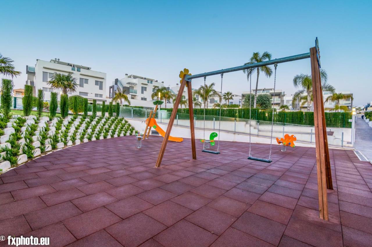 Eluxuria Sunny Villa Torrevieja Buitenkant foto