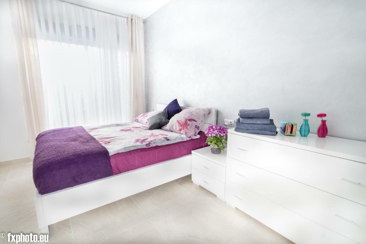 Eluxuria Sunny Villa Torrevieja Buitenkant foto