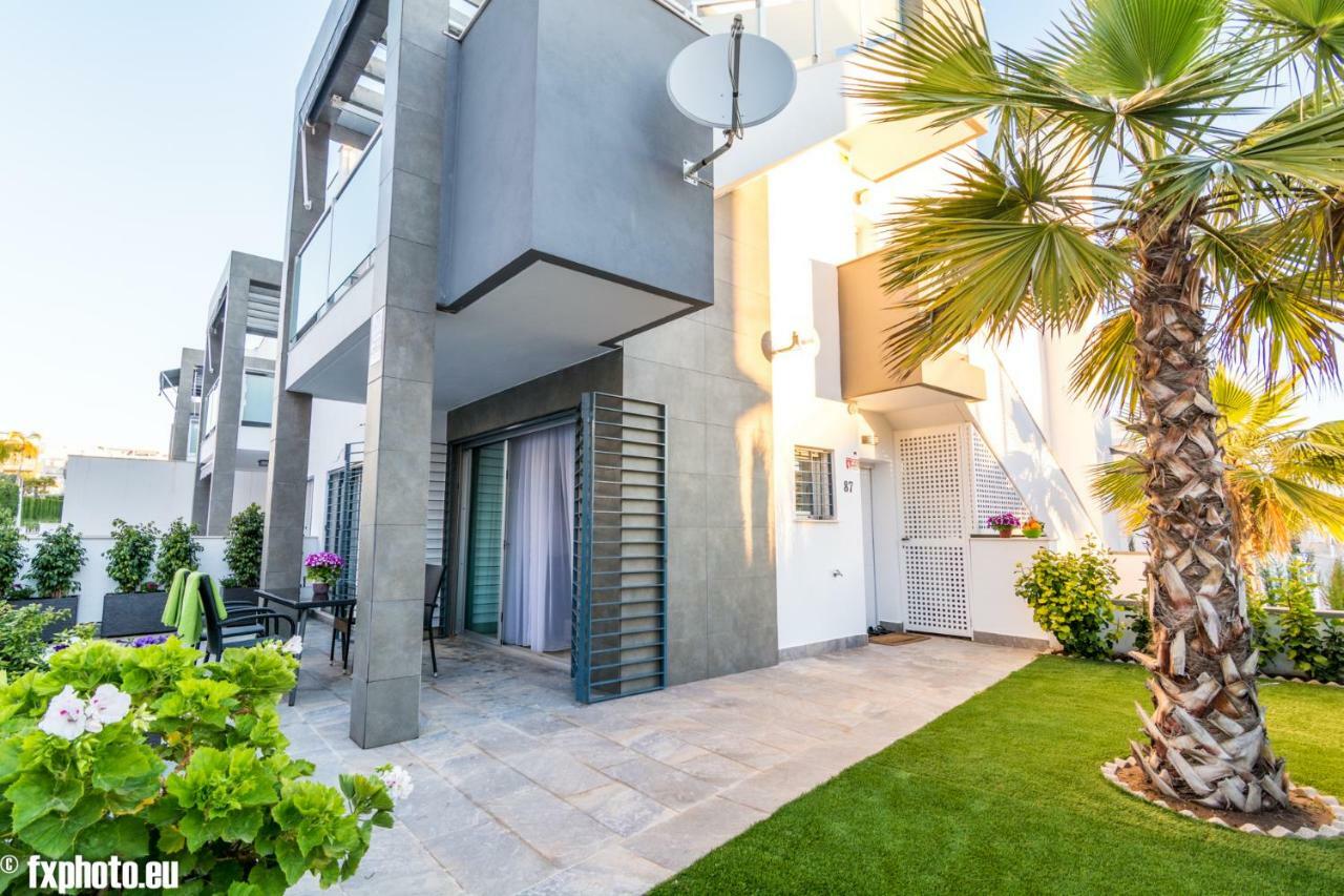 Eluxuria Sunny Villa Torrevieja Buitenkant foto